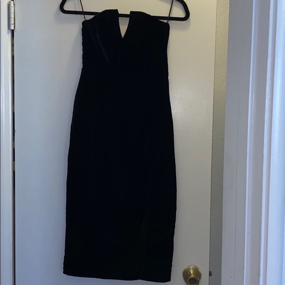 Ribbed black velvet dress